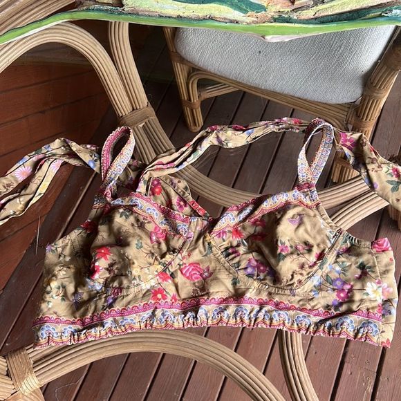 Tulle and Batiste boho crop top - Picture 5 of 10